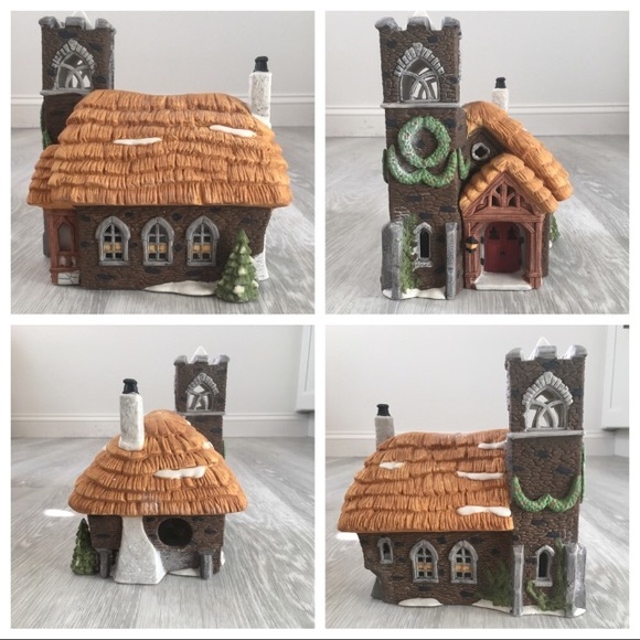 2 pc set - Department 56 Dickens Village Series - Picture 3 of 9